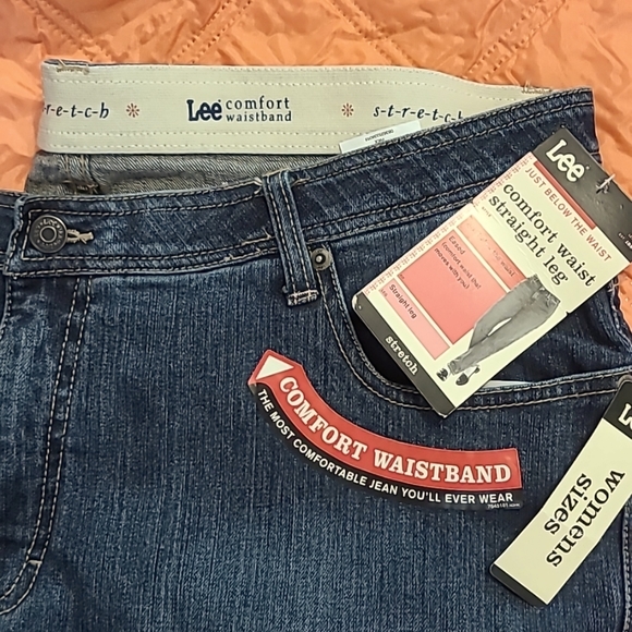 Lee Comfort Waist Jeans - Picture 2 of 5